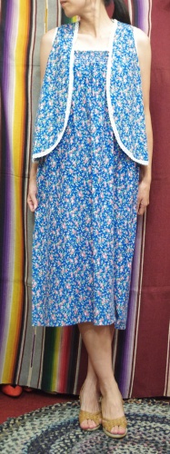 70'S～ FLOWER PRINT LACE TRIM CAMISOLE DRESS WITH VEST(BLE/PNK)