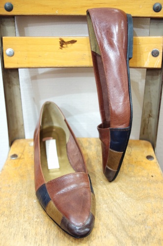 PERRY ELLIS PANNEL POINTED TOE FLAT PUMPS SHOES(BRN・MADE IN ITALY)