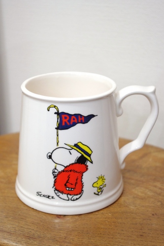 vintage snoopy mug