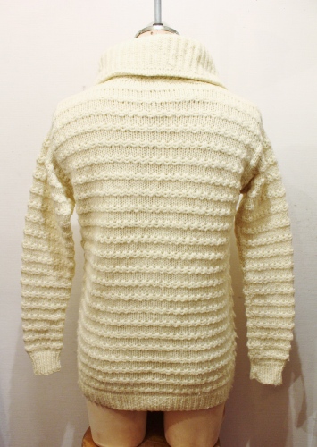 60'S～70'S BIG COLLAR OR TURTLE NECK SWEATER (O.WHT)
