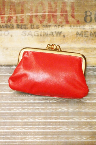 VINTAGE CLASP LEATHER COIN PURSE (RED)
