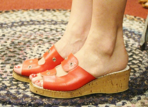  60'S～70'S CORK WEDGE SOLE LEATHER SANDAL (RED・MADE IN ITALY)